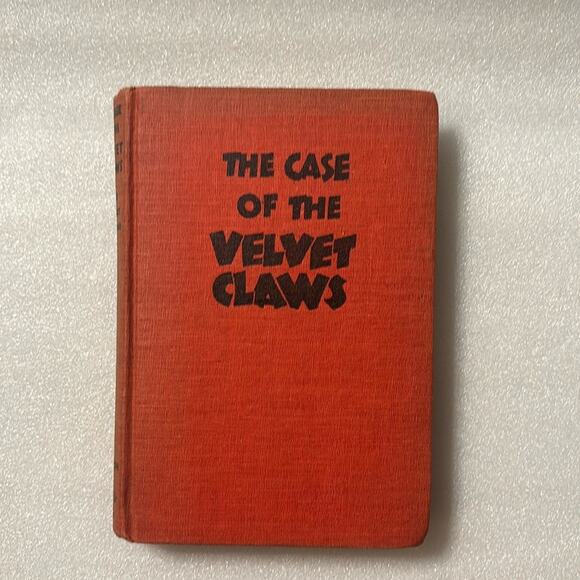 The Case of the Velvet Claws (Perry Mason Series Book 1) May 1945 VTG Vintage - Picture 1 of 6